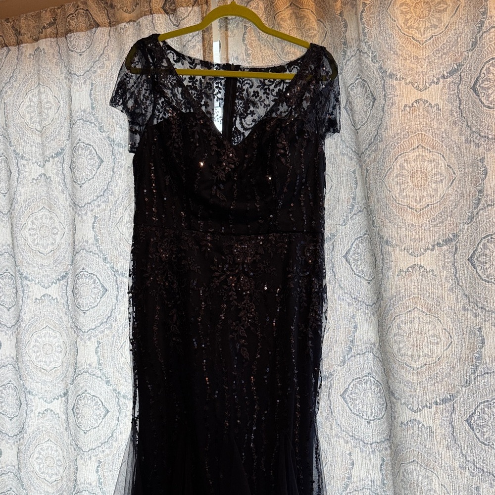 Chic Black Sequin Lace Gown